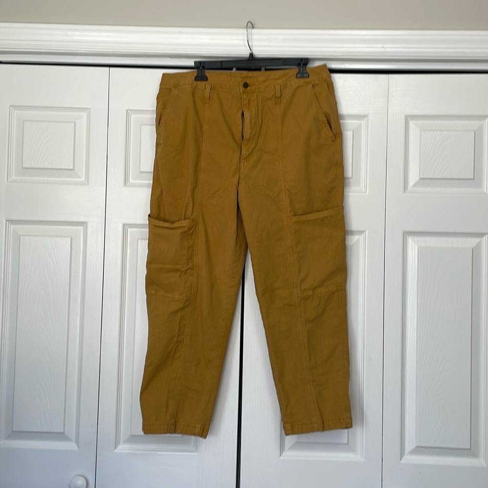 EUC Universal Threads Cargo Pants 16 Women